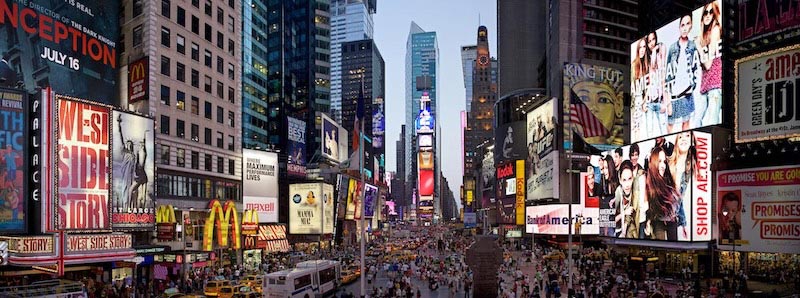 Multitud De Times Square - Papel Pintado