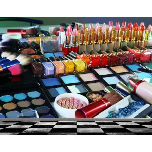 Esmalte De Uñas Y Rímel